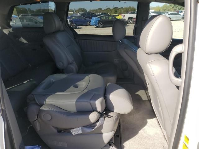 2010 Toyota Sienna XLE