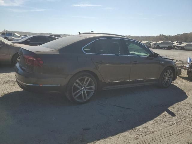 2019 Volkswagen Passat SE R-Line