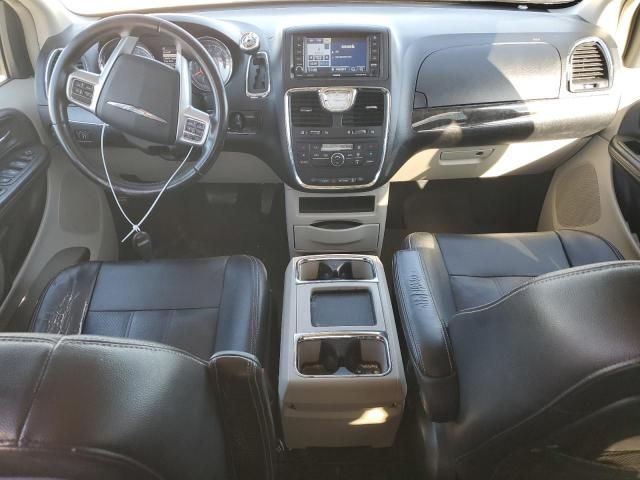 2012 Chrysler Town & Country Touring