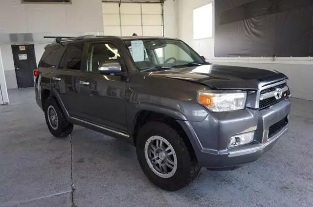 2013 Toyota 4runner SR5