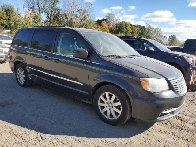 2013 Chrysler Town & Country Touring