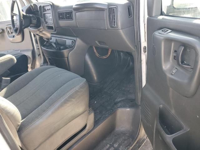 2002 GMC Savana G2500