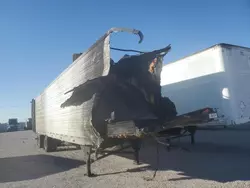 Salvage trucks for sale at Anthony, TX auction: 2005 Utility Reefer