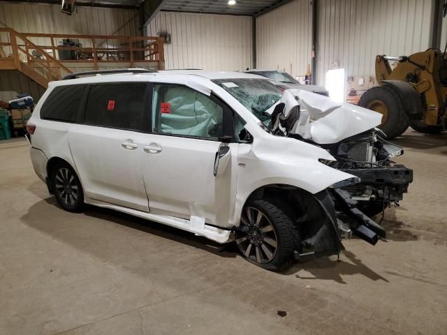 2020 Toyota Sienna LE