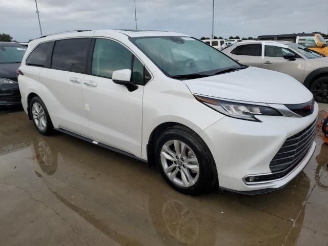 2024 Toyota Sienna Limited