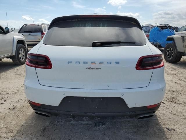 2018 Porsche Macan