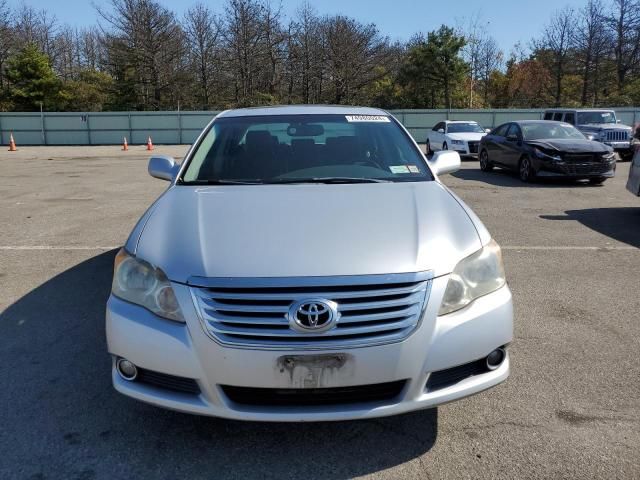 2010 Toyota Avalon XL