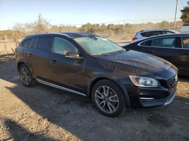 2017 Volvo V60 Cross Country Premier