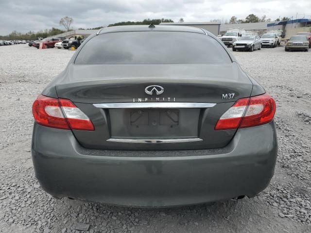 2012 Infiniti M37