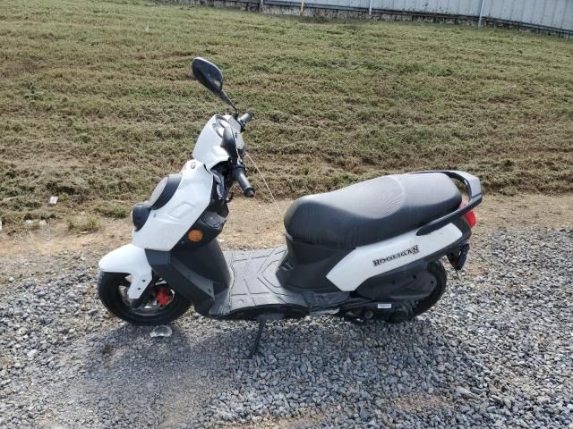 2022 Genuine Scooter Co. Hooligan 170I