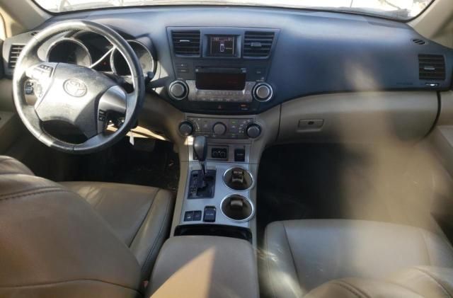 2011 Toyota Highlander Base