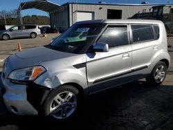 KIA Vehiculos salvage en venta: 2010 KIA Soul +