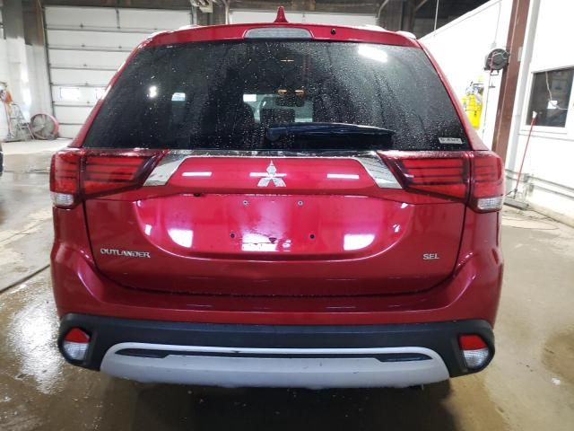 2020 Mitsubishi Outlander SE