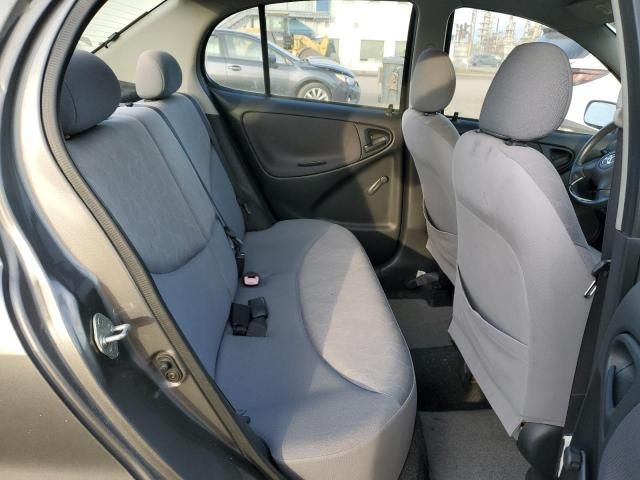 2004 Toyota Echo