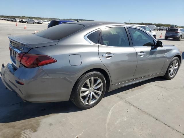 2016 Infiniti Q70 3.7