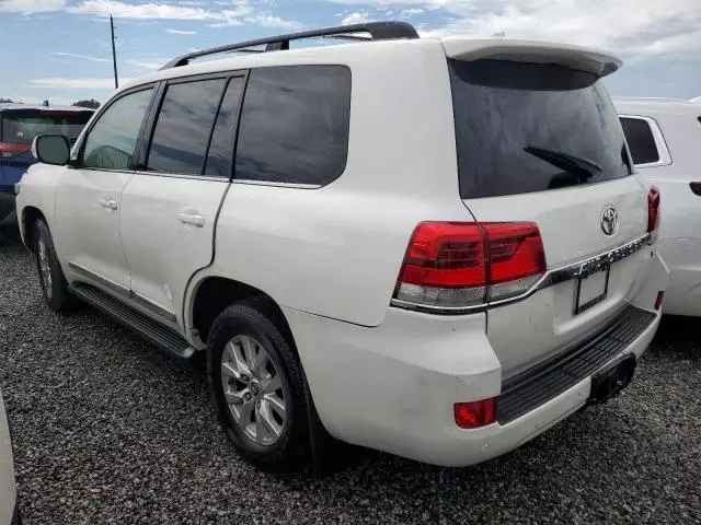 2019 Toyota Land Cruiser VX-R