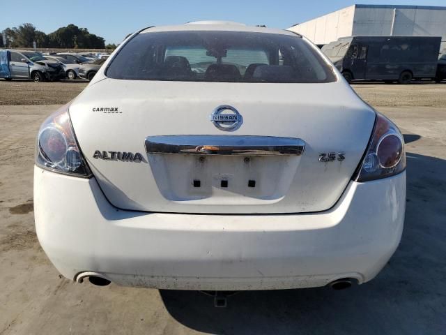 2010 Nissan Altima Base