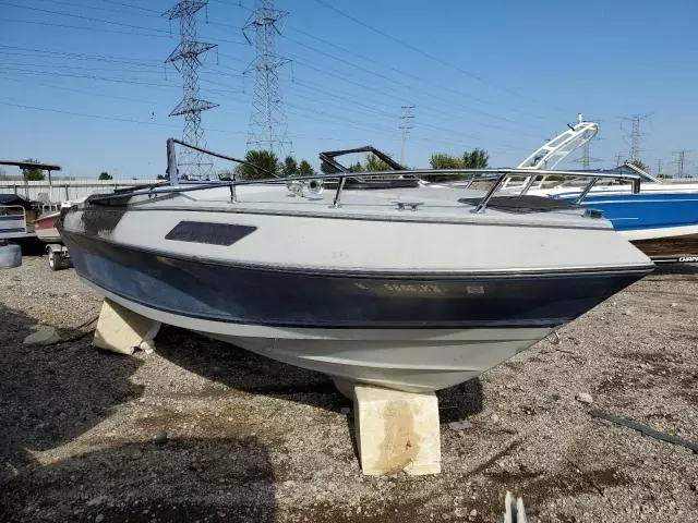 1986 Four Winds Boat