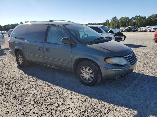 2006 Chrysler Town & Country Limited