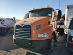 2005 Mack 600 CXN600