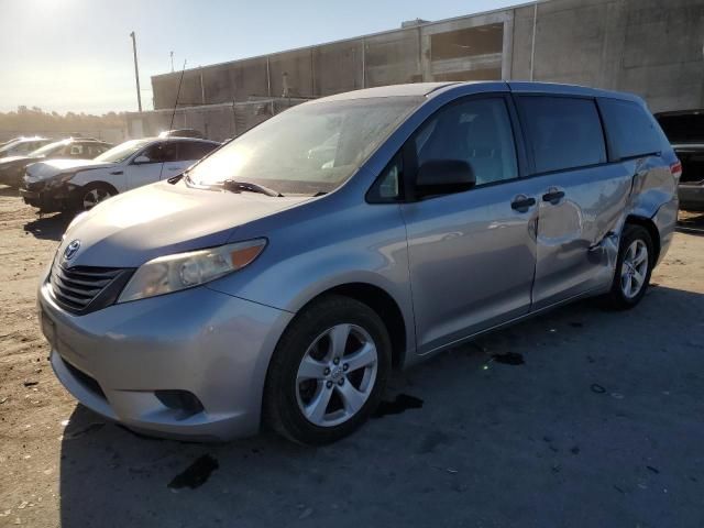 2011 Toyota Sienna