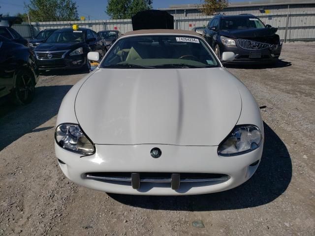 2000 Jaguar XK8