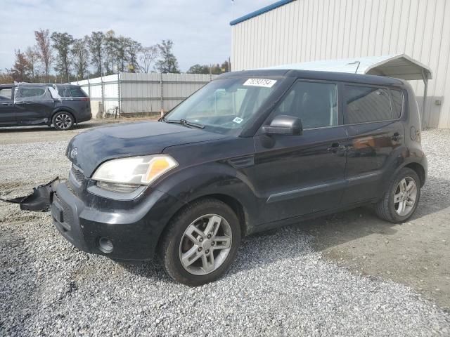 2011 KIA Soul +