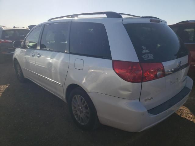 2008 Toyota Sienna XLE