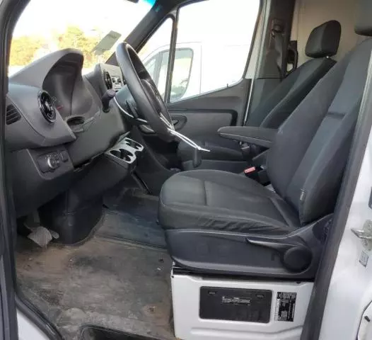 2021 Mercedes-Benz Sprinter 2500