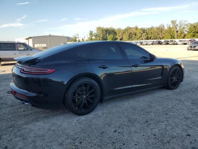 2020 Porsche Panamera Base