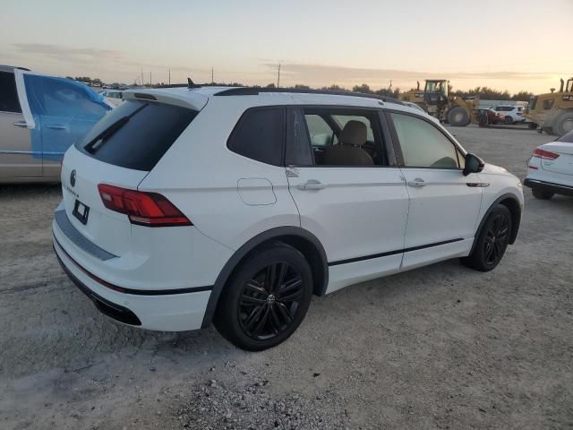 2022 Volkswagen Tiguan SE R-LINE Black