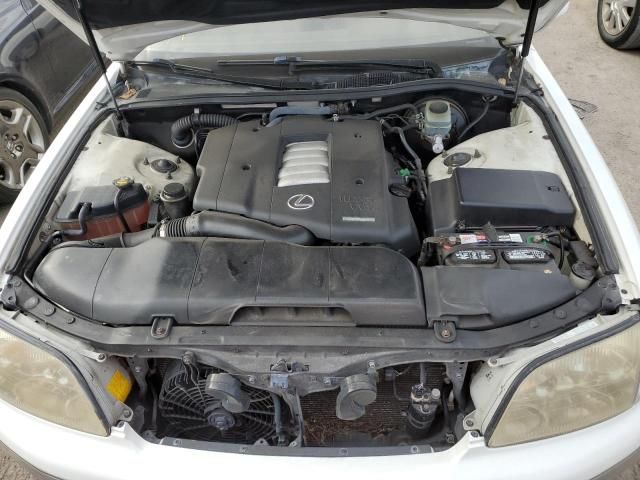 2000 Lexus LS 400