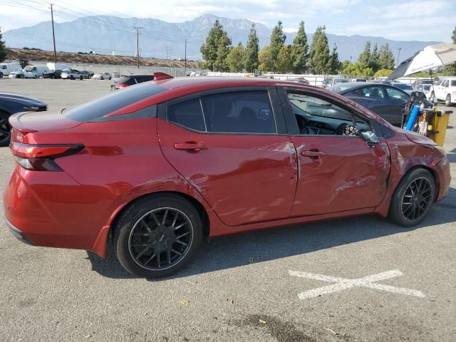 2020 Nissan Versa SR