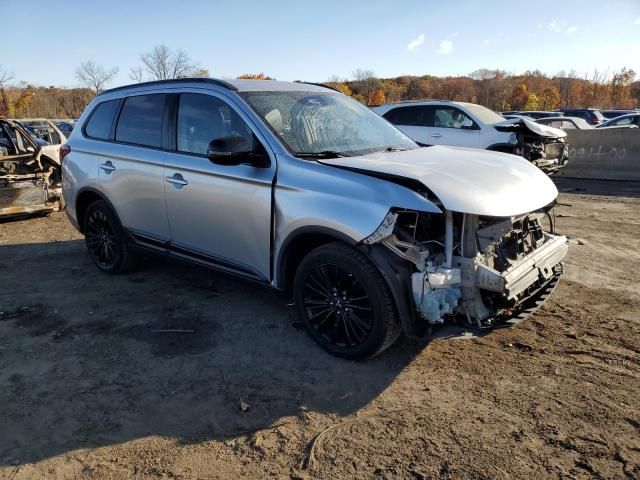 2020 Mitsubishi Outlander SE