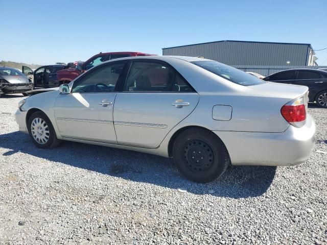 2005 Toyota Camry LE