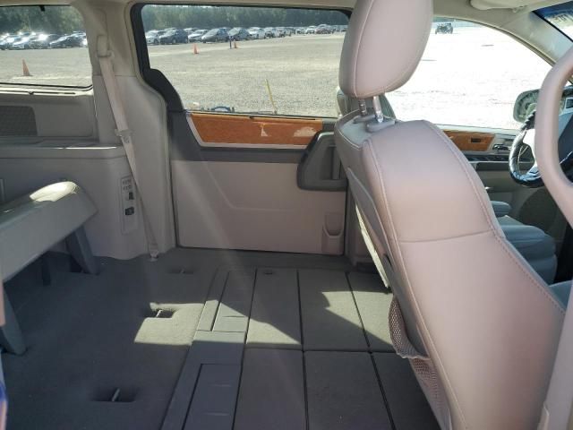 2008 Chrysler Town & Country Limited