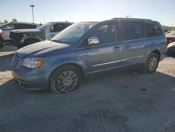 Vehiculos salvage en venta de Copart Indianapolis, IN: 2011 Chrysler Town & Country Touring L