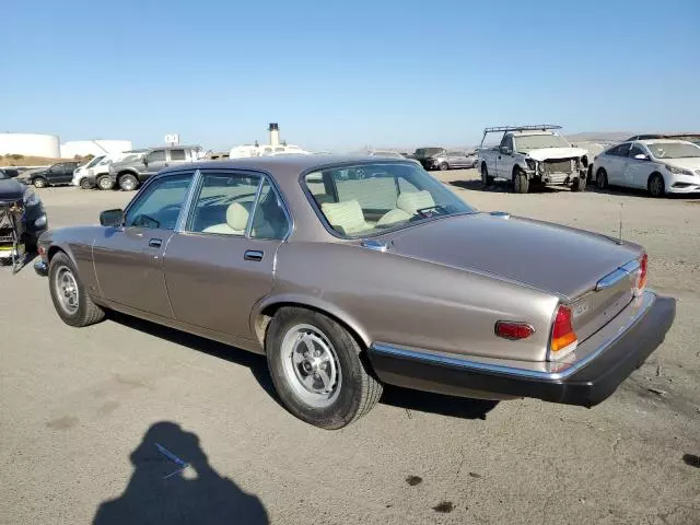 1987 Jaguar XJ6 Vanden Plas