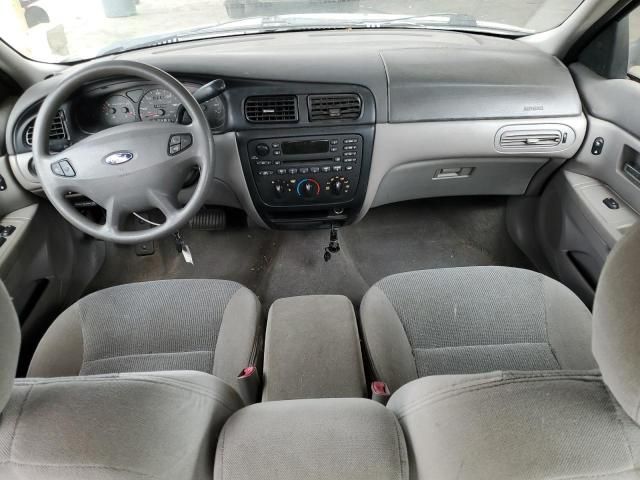 2002 Ford Taurus SE