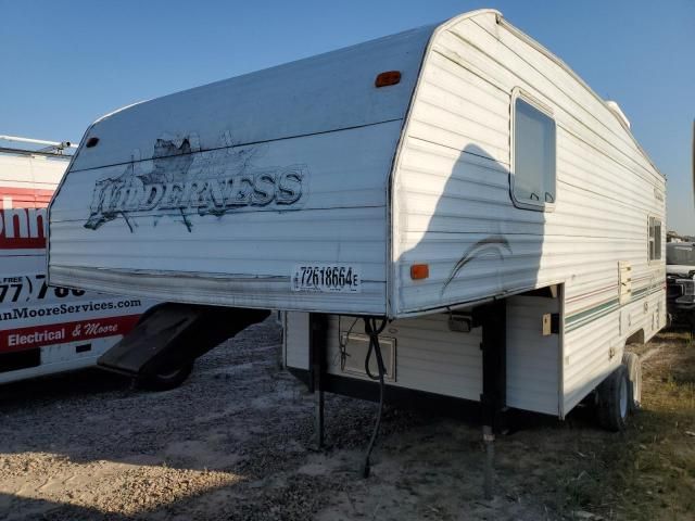 2000 Fleetwood Trailer