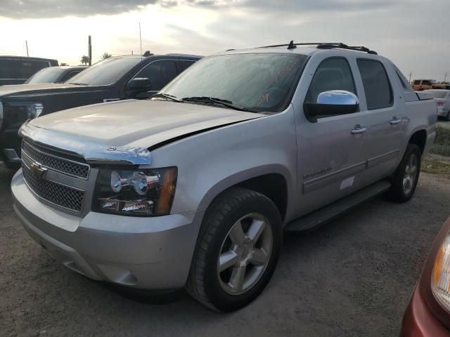 2011 Chevrolet Avalanche LT