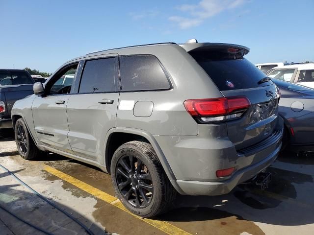 2020 Jeep Grand Cherokee Laredo