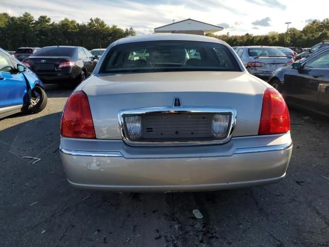 2006 Lincoln Town Car Designer