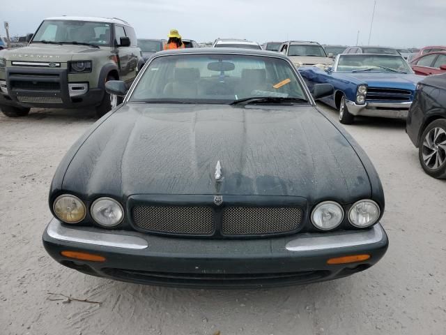 1998 Jaguar XJR