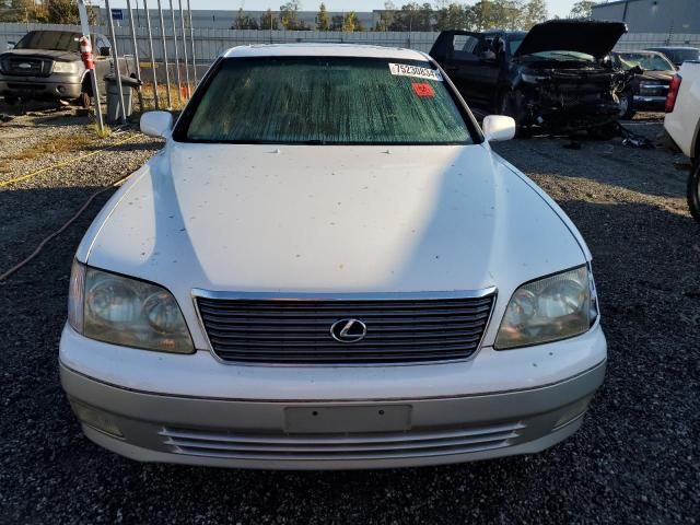 2000 Lexus LS 400