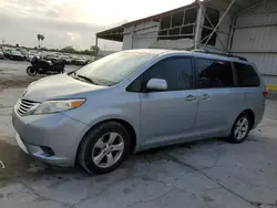 Toyota Vehiculos salvage en venta: 2015 Toyota Sienna LE