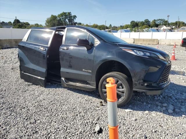 2023 Toyota Sienna XSE