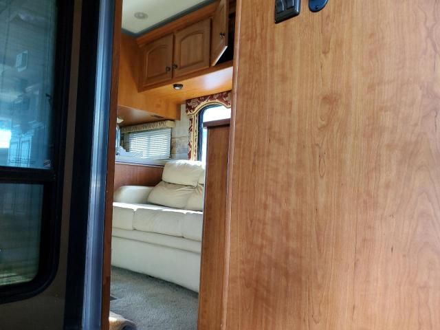 2007 Damon 2007 Freightliner Chassis X Line Motor Home