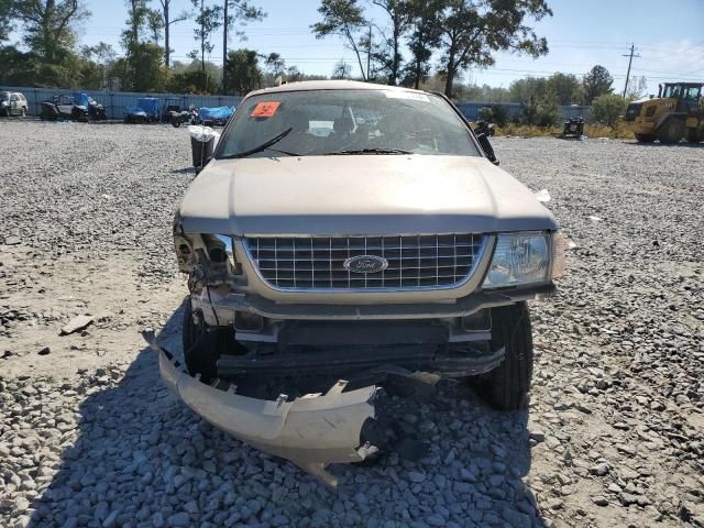 2004 Ford Explorer XLT