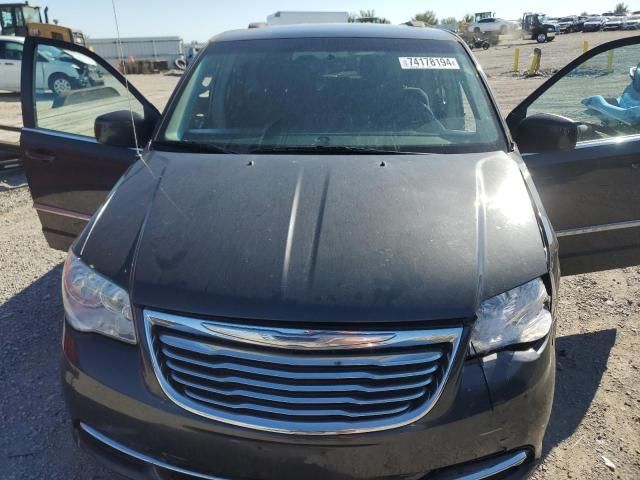 2012 Chrysler Town & Country Touring